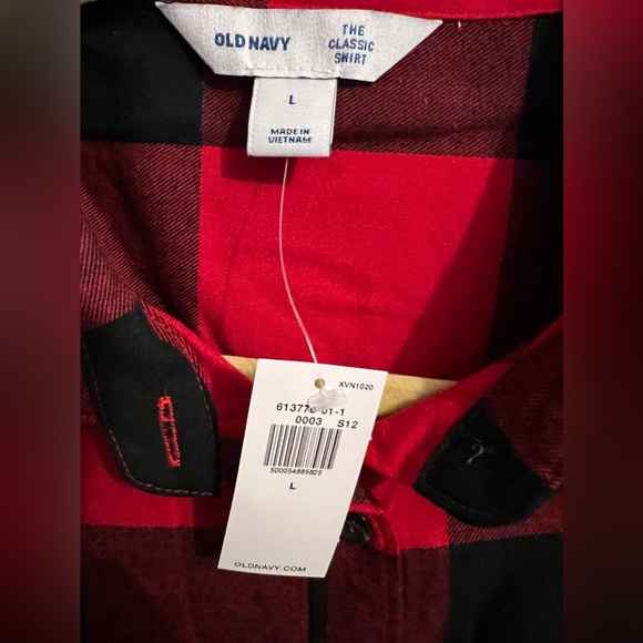 Old Navy top size large nwt - Picture 3 of 3